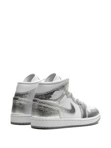 Jordan
tenis Air Jordan 1 Mid SE Metallic Silver