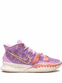 N375O Nike Kyrie 7 "Daughters" sneakers