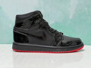 Kids tenis Jordan 1 charol rojo