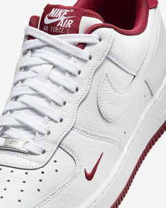 Nike Air Force 1 '07 LV8
Tenis para hombre originales