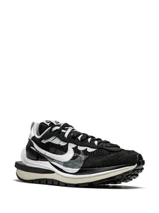 Nike "tenis VaporWaffle ""Sacai - Blanco negro