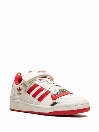 N372O ADIDAS FORUM DE HOME ALONE X ADIDAS