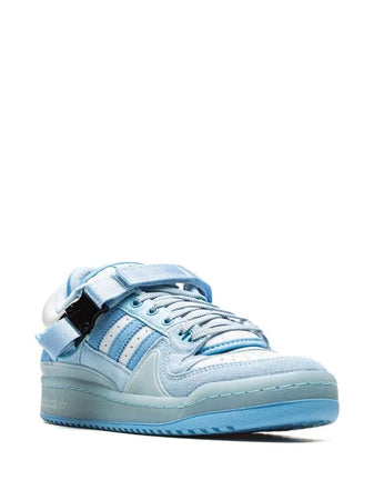 N372O ADIDAS FORUM LOW BUCKLE DE BAD BUNNY BLUE TINT azul cielo