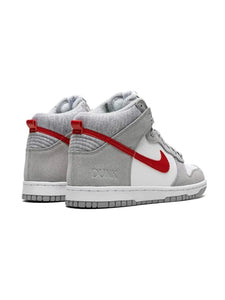 N370O Tenis Nike Dunk High Light Smoke Grey and Gym Red